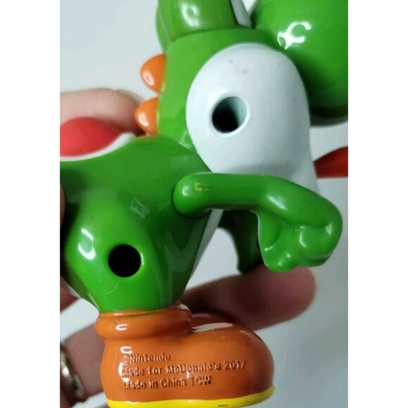 McDonalds Yoshi Super Mario Happy Meal Toy 2 Nintendo 2017 Tongue Sticking Out - Picture 5 of 5
